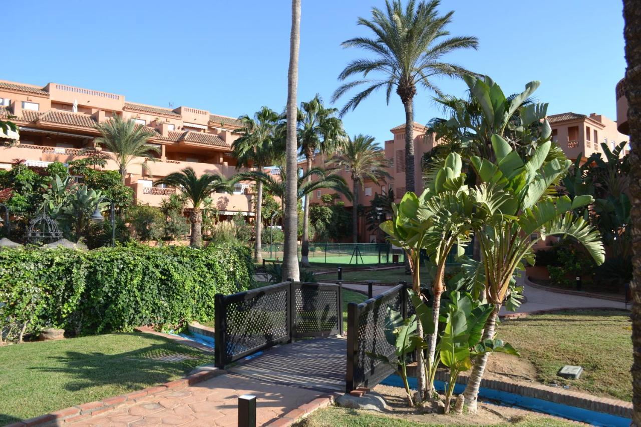 Apartementos Almerimar Golf Екстериор снимка